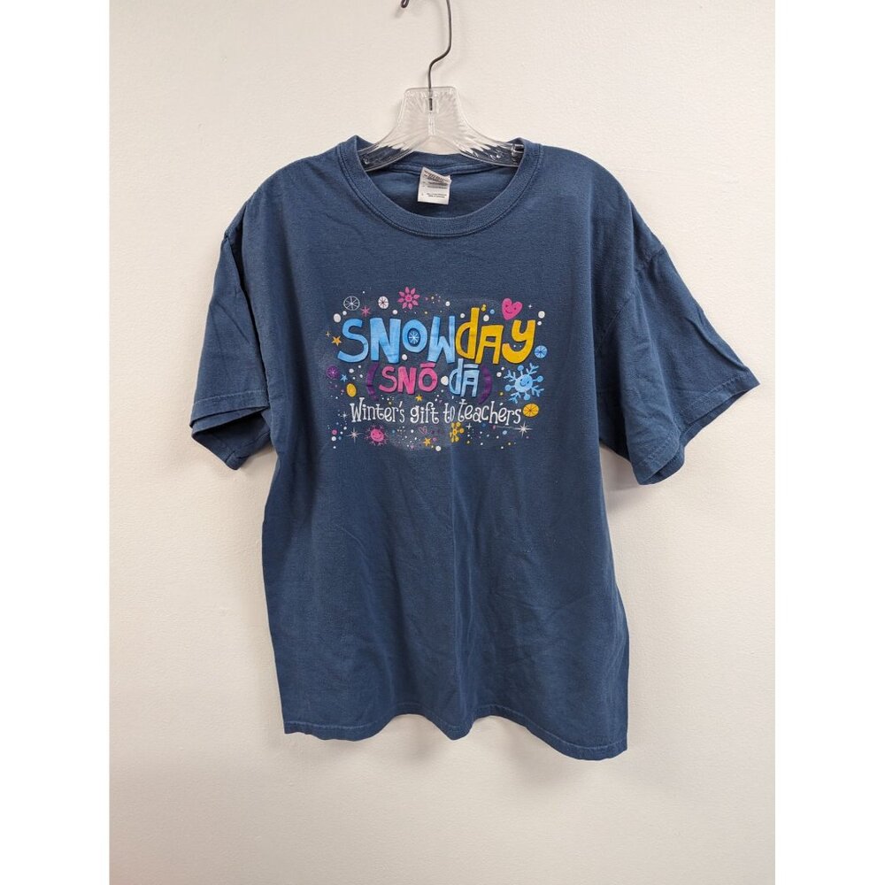 Snow Day Teacher Tee Size L T-Shirt Blue Womens Winter's Gift to Teachers